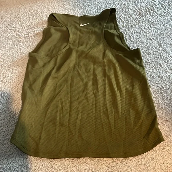 Nike tank top - Picture 5 of 6